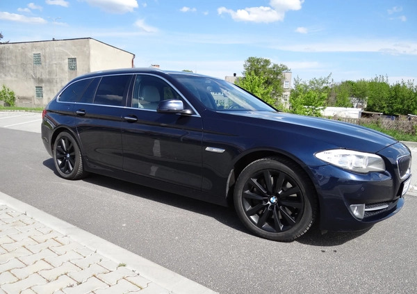 BMW Seria 5 cena 68000 przebieg: 248000, rok produkcji 2012 z Skierniewice małe 562